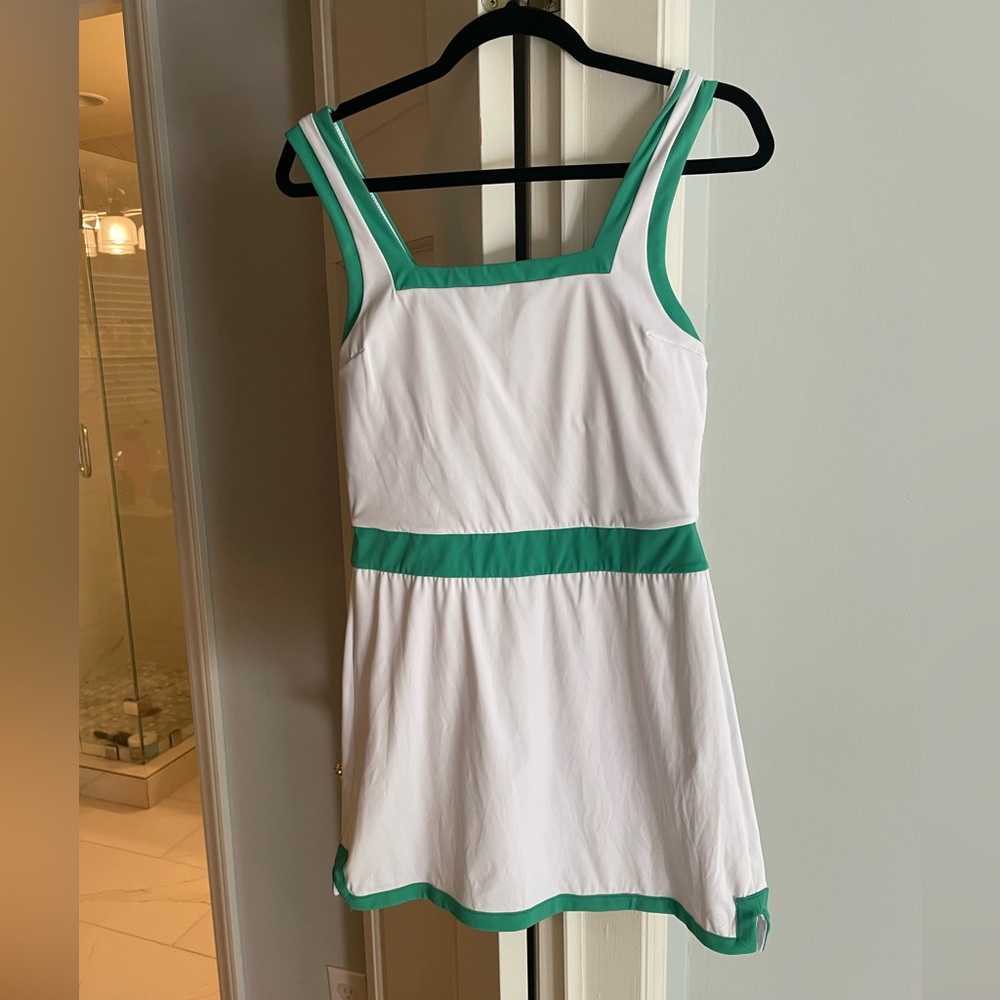 Addison Bay White and Palm Rally Dress size small